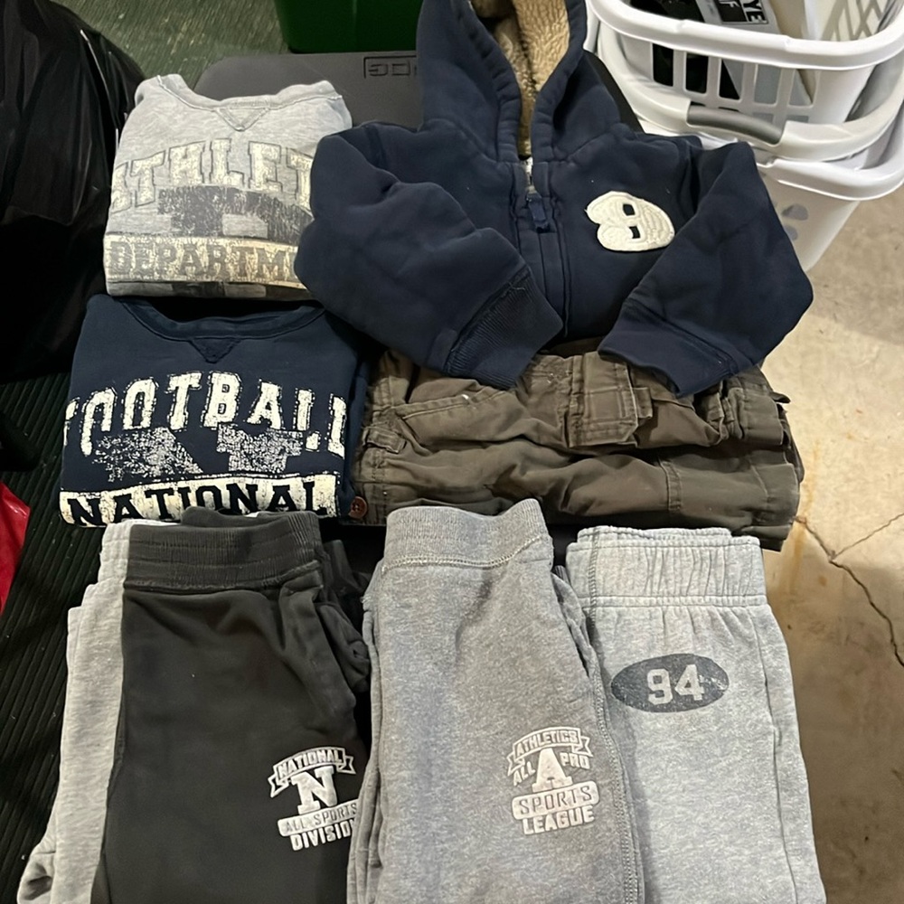 Children’s place lot/8 items